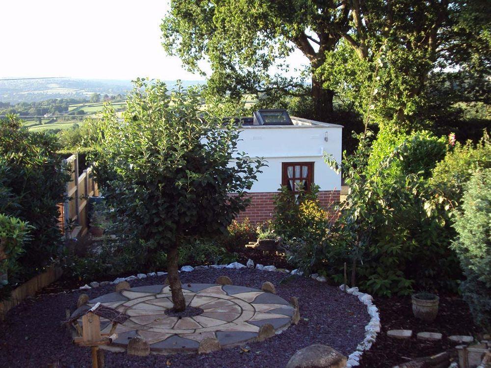 Stunning Countryside Views & Private Balcony! Cozy Room, 3 Miles To Lyme Regis - Free Parking & Wifi Axminster Kültér fotó